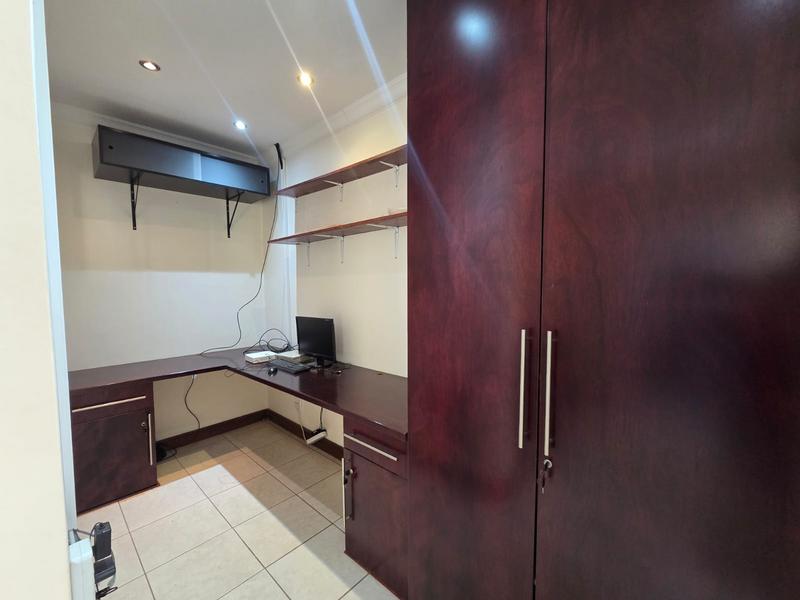 3 Bedroom Property for Sale in Gateway Manor North West